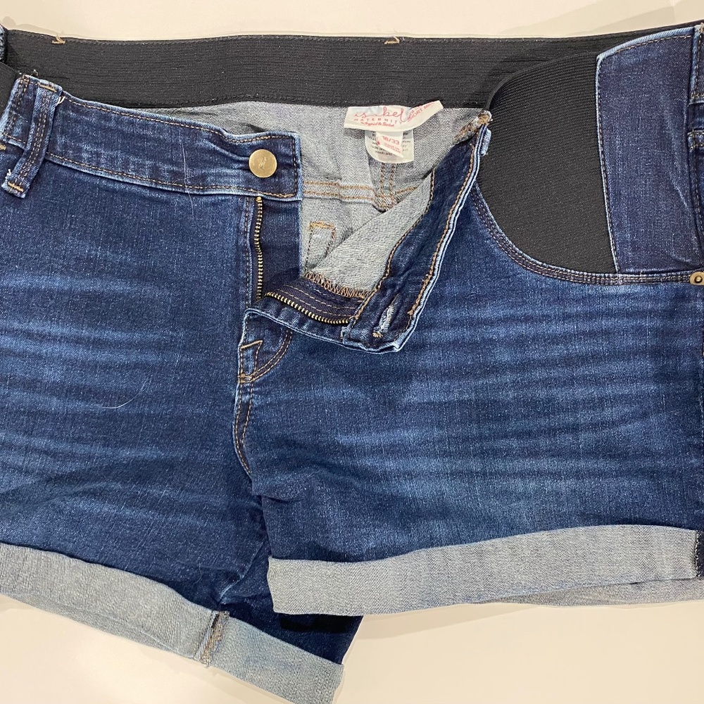 Maternity shorts